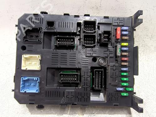 Used Fuse box CITROËN BERLINGO / BERLINGO FIRST MPV (MF_, GJK_, GFK_) 1.6 HDI 90 (MF9HX) (90 hp) 29477749