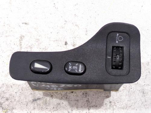 Used Headlight adjuster motor Headlight adjuster motor ALFA ROMEO 156 (932_) 1.6 16V T.SPARK (932.A4, 932.A4100) (120 hp) 33704085 33704085