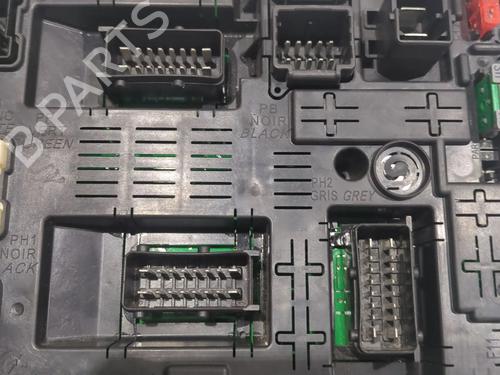 Fuse box PEUGEOT 3008 I MPV (0U_) 2.0 HDi 150 / BlueHDi 150 | BP24123713E1 - Image 5