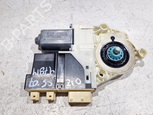 Used Left front window motor CITROËN C5 II (RC_) 2.0 HDi (RCRHRH) (136 hp) 30385376