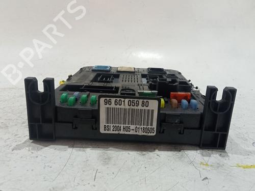 Fuse box CITROËN C4 I (LC_) 1.6 HDi | BP27338311E1 