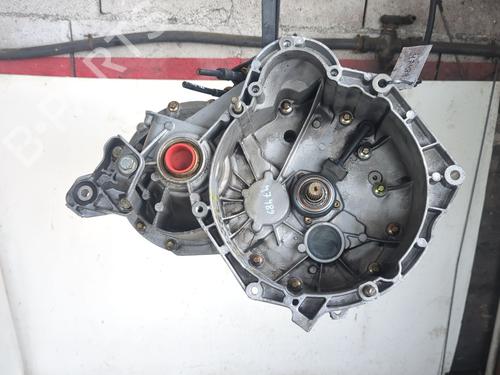 Used Gearbox FIAT STILO (192_) 1.9 JTD (192_XE1A) (115 hp) 26690193