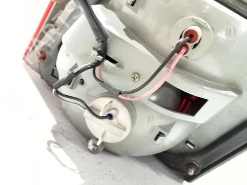 Right taillight KIA CARENS II MPV (FJ) 2.0 CRDi | BP27319699C35 