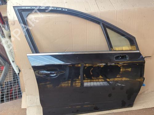 Used Right front door Right front door 39200152 39200152