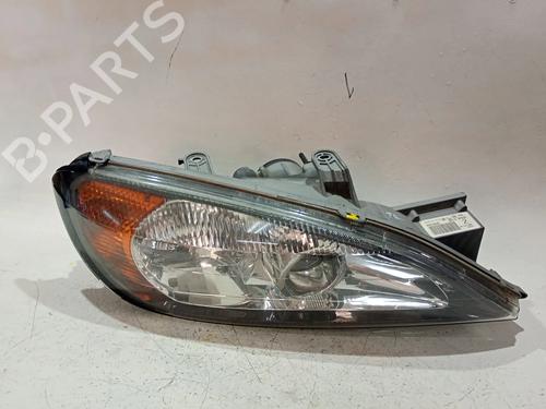 Used Right headlight NISSAN PRIMERA (P11) 2.0 TD (90 hp) 26940959