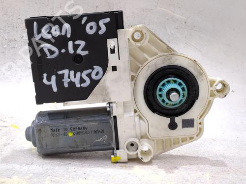 Rudehejsemotor forskærm venstre SEAT LEON (1P1) 1.9 TDI (105 hp) 28693115