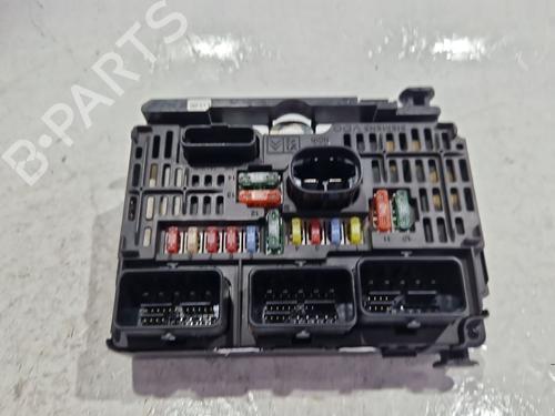 Used Fuse box Fuse box CITROËN C4 Coupe (LA_) 1.4 16V (88 hp) 33618044 33618044