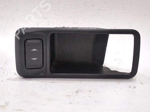 Used Right front window switch FORD FOCUS II (DA_, HCP, DP) 2.0 TDCi (136 hp) 28511757