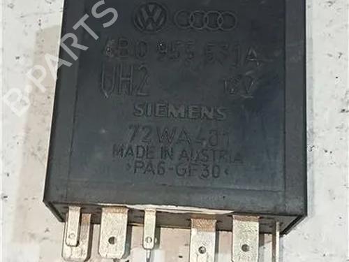 Used Fuse box AUDI A4 B5 Avant (8D5) 1.9 TDI (110 hp) 23921278