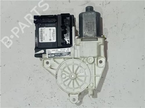Rudehejsemotor forskærm højre AUDI A3 (8P1) 2.0 TDI 16V quattro (140 hp) 23919391