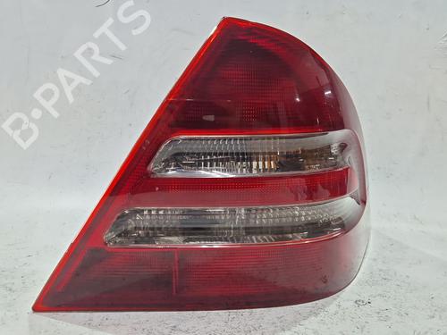 Used Right taillight MERCEDES-BENZ C-CLASS (W203) C 200 CDI (203.004) (116 hp) 30193696