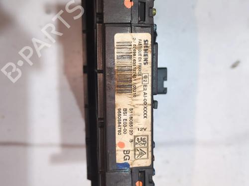 Fuse box CITROËN BERLINGO / BERLINGO FIRST MPV (MF_, GJK_, GFK_) 2.0 HDi 4x4 (MFRHY) | BP23926123E1 