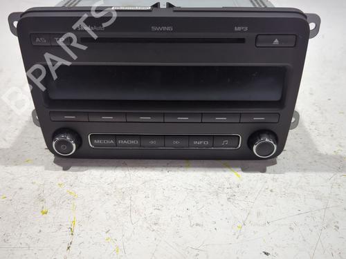 Used Radio SKODA FABIA II Combi (545) 1.6 TDI (90 hp) 23927534