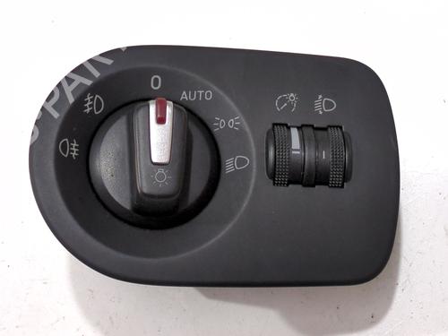 Used Headlight switch SEAT LEON (1P1) 1.6 TDI (105 hp) 26673759