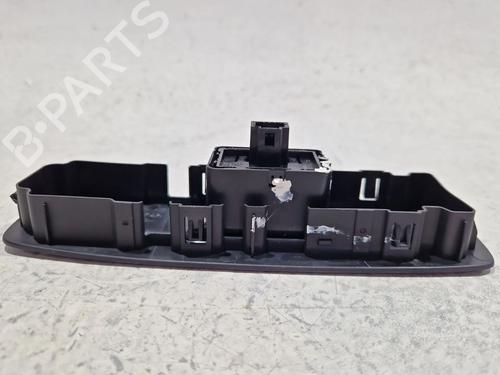 Interrupteur de vitre avant droite RENAULT MEGANE IV Hatchback (B9A/M/N_) 1.6 TCe 205 (B9MV) | BP29697405I26 