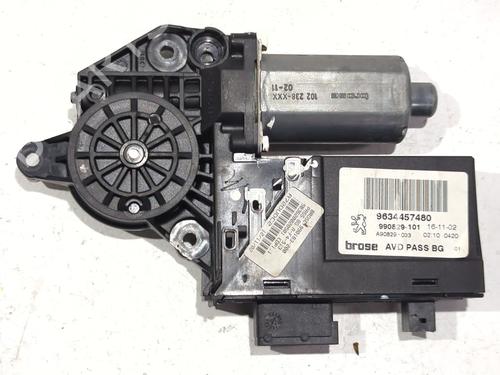 Rudehejsemotor forskærm højre PEUGEOT 307 (3A/C) 2.0 HDi 110 (107 hp) 23903449
