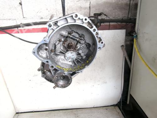 Used Gearbox VW POLO II (86C, 80) 1.3 Cat (55 hp) 32090728