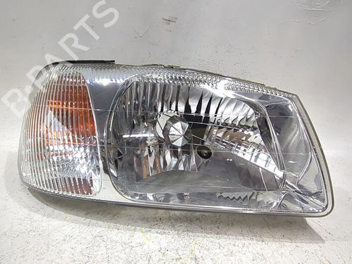 Used Right headlight HYUNDAI ACCENT II Saloon (LC) 1.3 (75 hp) 28716493