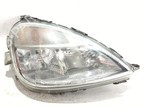 Used Right headlight Right headlight MERCEDES-BENZ A-CLASS (W168) A 170 CDI (168.008) (90 hp) 40041290 40041290
