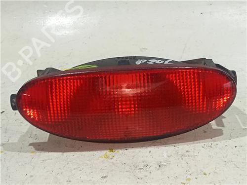 Luz central de freno PEUGEOT 206 Hatchback (2A/C) 1.4 HDi eco 70 (68 hp) 23924082