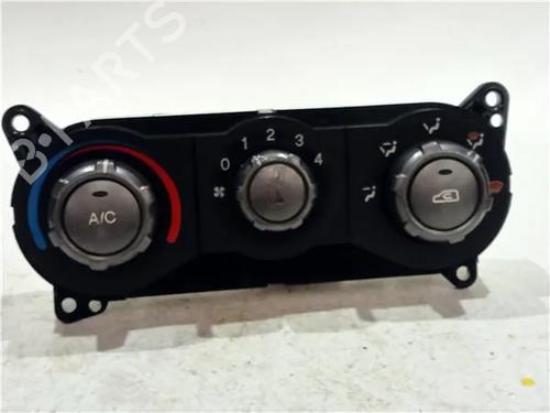 AC-Styringsenhed/Manøvreenhed HYUNDAI MATRIX (FC) 1.5 CRDi (82 hp) 23930493