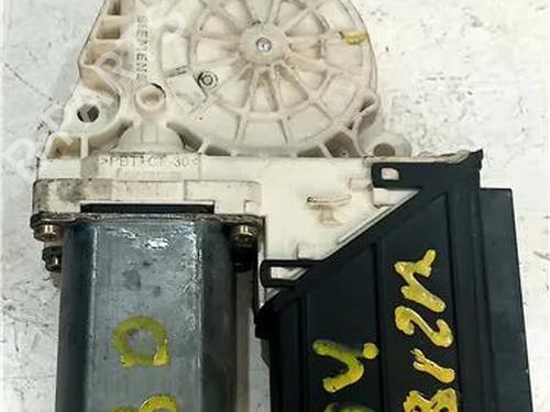 Rudehejsemotor forskærm venstre SEAT IBIZA III (6L1) 1.9 TDI (131 hp) 23911220