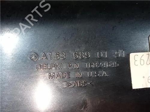 Glove box MERCEDES-BENZ M-CLASS (W163) ML 400 CDI (163.128) | BP24123240C95 