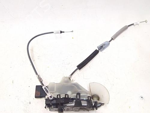 Front left lock PEUGEOT 2008 I (CU_) 1.2 THP 130 / PureTech 130 | BP25595733C98 