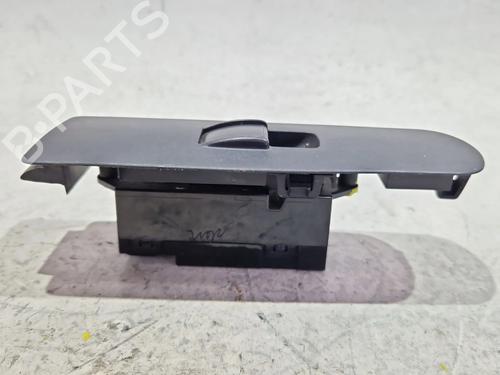 Interrupteur de vitre avant droite MITSUBISHI COLT VI (Z3_A, Z2_A) 1.1 (Z31A, Z32A) | BP29698293I26 