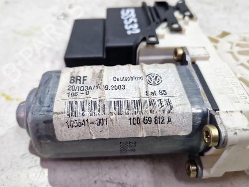 Portierruitmotor rechtsachter SEAT LEON (1M1) 1.6 16 V | BP29525645E22 