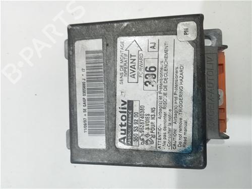 Used ECU airbags PEUGEOT 306 Hatchback (7A, 7C, N3, N5) 1.9 DT (90 hp) 23930782