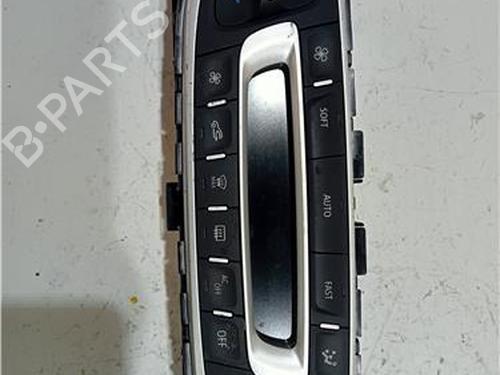 Used Climate control RENAULT MEGANE III Hatchback (BZ0/1_, B3_) 1.5 dCi (86 hp) 23932180