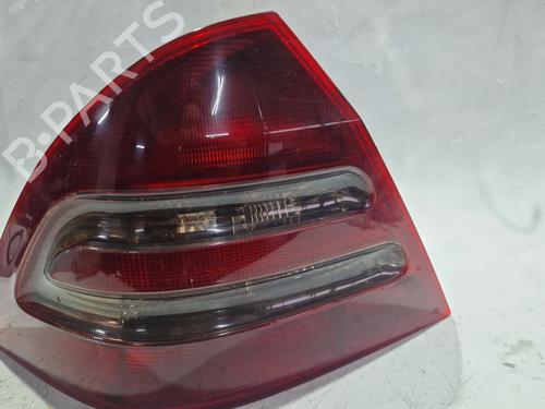 left-taillight-mercedes-benz-c-class-w203-2000-2001-2002-2003-2004-2005-2006-2007-35784035 main image