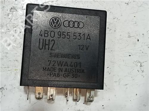 Sikringsdose AUDI A4 B5 Avant (8D5) 1.9 TDI (110 hp) 23915417