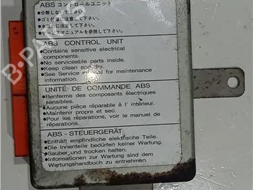 Used Control unit HONDA CIVIC VI Hatchback (EJ, EK) 1.4 i S (EJ9) (90 hp) 23913379