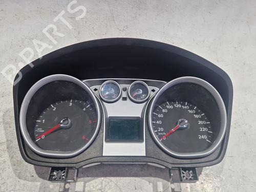 Used Instrument cluster FORD KUGA I 2.0 TDCi (140 hp) 33170703