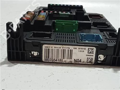 Fuse box PEUGEOT 308 I (4A_, 4C_) 1.6 HDi | BP23916642E1 