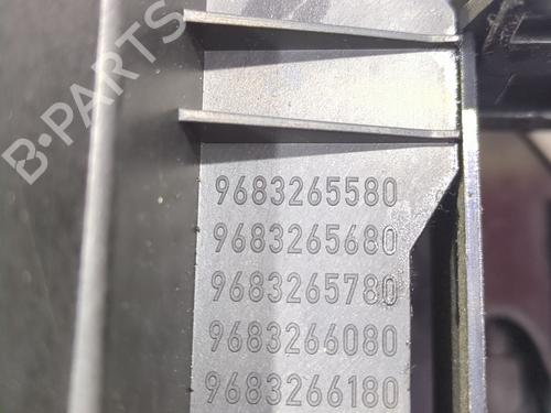 Air vent CITROËN C4 Picasso I MPV (UD_) 2.0 HDi 138 | BP30962305I21