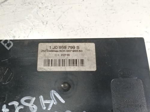 Electronic module SEAT TOLEDO II (1M2) 1.9 TDI | BP39048826M83 - Image 2