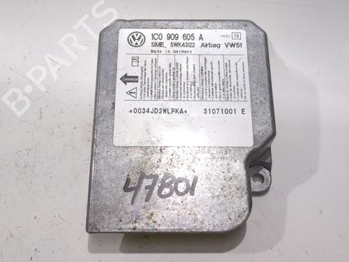Airbag module VW TRANSPORTER T5 Van (7HA, 7HH, 7EA, 7EH) 2.5 TDI (130 hp) 26673398