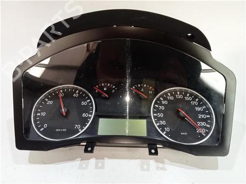 Cockpit FIAT CROMA (194_) 1.9 D Multijet (194AXC1B, 194AXC12) (150 hp) 23907503