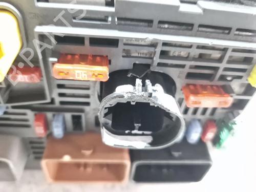 Fuse box PEUGEOT 308 I (4A_, 4C_) 1.6 HDi | BP29562133E1 