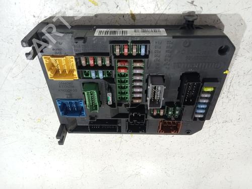 Used Fuse box Fuse box PEUGEOT 508 I (8D_) 2.0 HDi (140 hp) 36519726 36519726