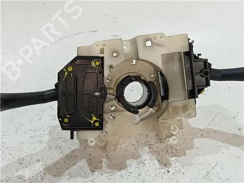 Used Switch MITSUBISHI SPACE STAR MPV (DG_A) 1.3 16V (DG1A) (86 hp) 23912366