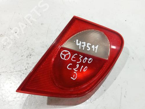 Used Right taillight MERCEDES-BENZ E-CLASS (W210) E 300 Turbo-D (210.025) (177 hp) 26673338