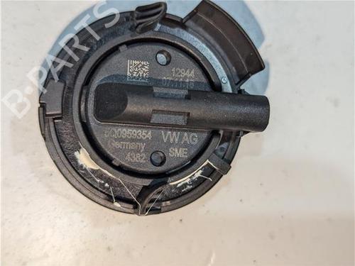 Used Electronic module VW GOLF VII (5G1, BQ1, BE1, BE2) 1.0 TSI (115 hp) 23925168