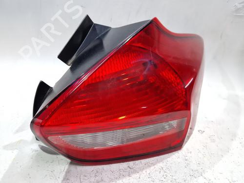 Used Right taillight FORD FOCUS III 1.0 EcoBoost (125 hp) 30193692