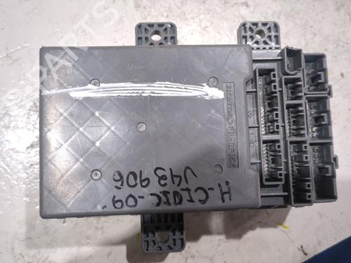 Used Fuse box HONDA CIVIC VIII Hatchback (FN, FK) 2.2 CTDi (FK3) (140 hp) 26673976