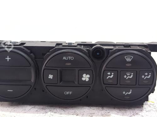 Used Climate control Climate control 37694668 37694668