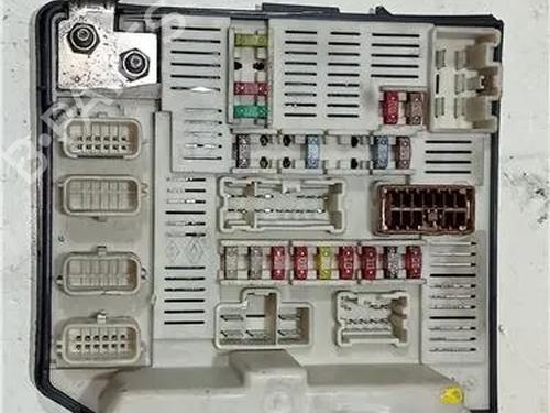 Annen RENAULT GRAND SCÉNIC II (JM0/1_) 1.9 dCi (JM0G, JM12, JM1G, JM2C) (120 hp) 23923501